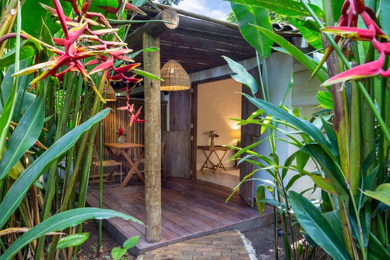 Casa Aguas Hotel *